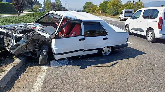 Tofaş Hurdaya Döndü: 1 Yaralı