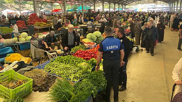 Tosya Belediyesi Ekipleri Dört Bir Yanda Sahada