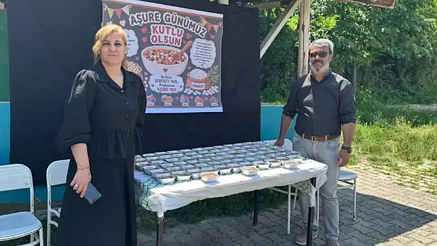 Tosya'da Aşure Günü Etkinliği Düzenlendi