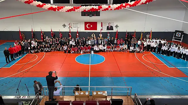 Tosya'da Bayram Kutlamasına Yoğun İlgi