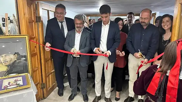 Tosya'da HEM Yıl Sonu Sergisi Düzenlendi