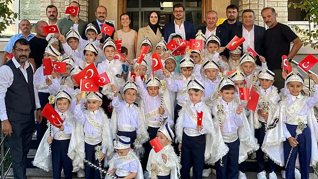 Tosya'da Toplu Sünnet Şöleni Düzenlendi