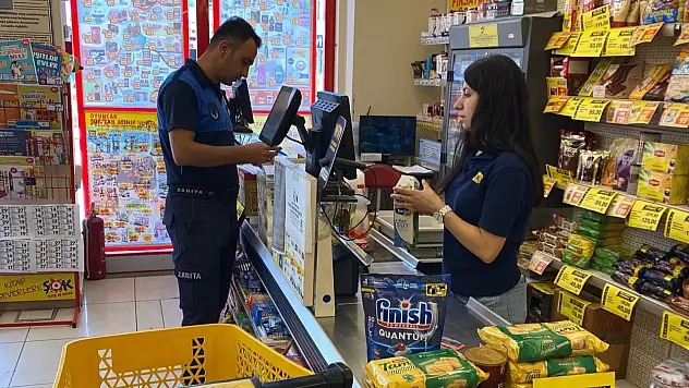Tosya'daki Marketlerde Sıkı Denetim
