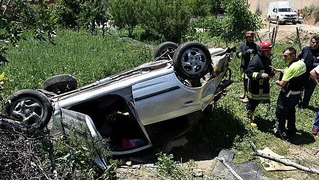 Tosya'da feci kaza 1 ölü, 5 yaralı
