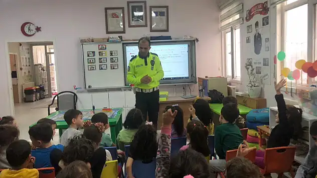 Trafik Eğitimleri Devam Ediyor