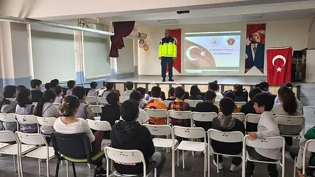 Trafik Eğitimleri Sürüyor