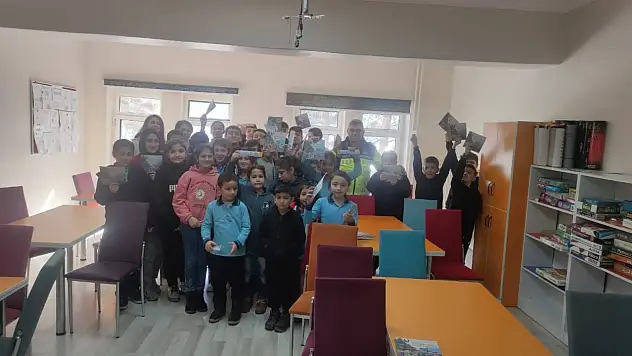 Trafik Jandarmasından Öğrencilere Seminer