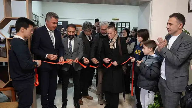 Hayatını Kaybeden Öğrencinin Adı Kütüphanede Yaşatılacak