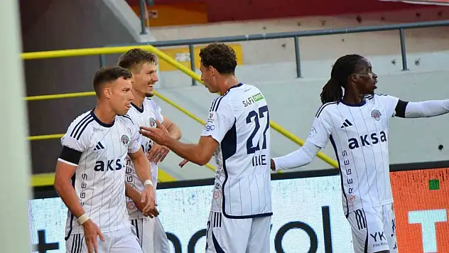 Trendyol Süper Lig: Çorum FK: 0 - Kasımpaşa: 1 (İlk yarı)