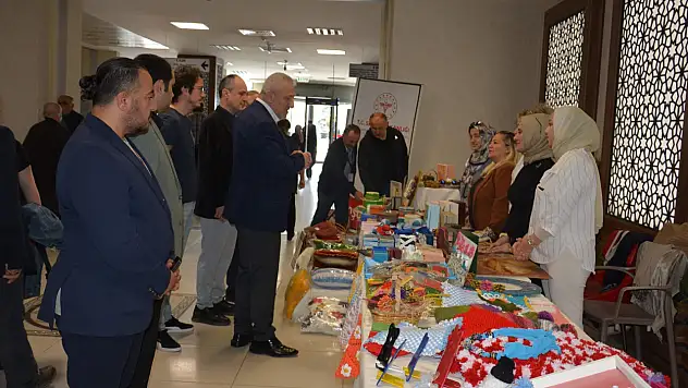 TRSM Danışanlarının El Emeği Ürünleri Sergilendi