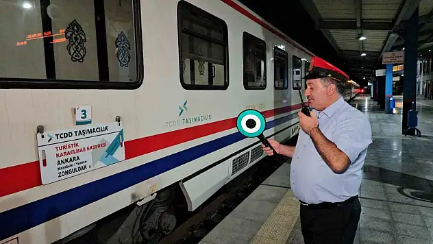 Turistik Karaelmas Ekspresi Hareket Etti
