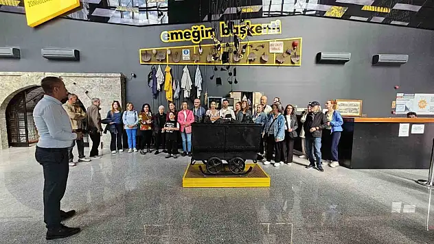 Turistik Karaelmas Ekspresi Zonguldak'a Ulaştı