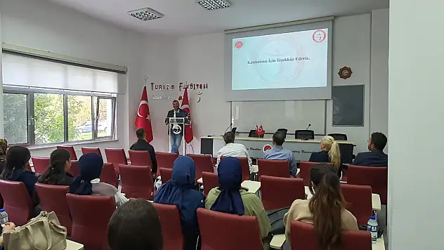 Turizm Fakültesi'nde Oryantasyonlar Yapıldı