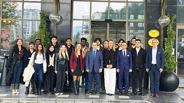 Turizm Fakültesi Öğrencilerinden Kültürel ve Mesleki Gezi