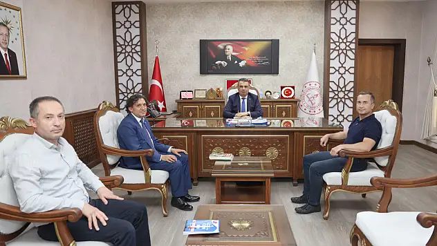 Turizm Okuryazarlığı Kitabı, Gümüş'e Takdim Edildi