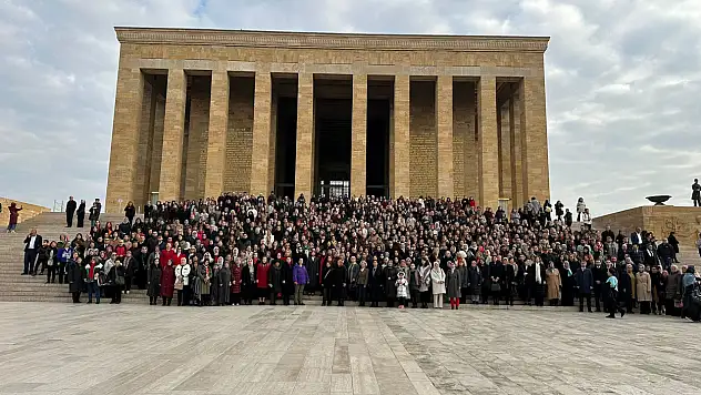 Türk Kadınına Seçme Ve Seçilme Hakkı Verilişi Kutlandı