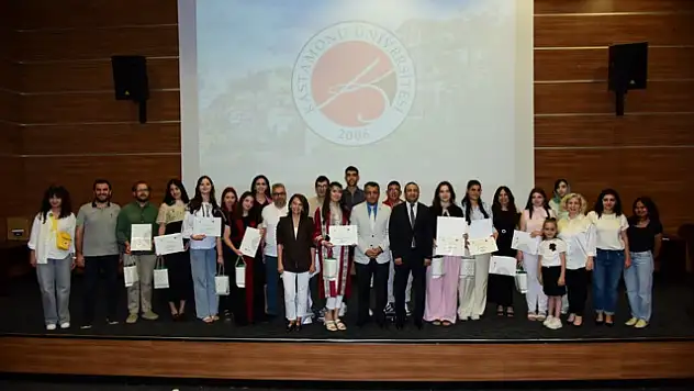 Türkçe Yaz Okulu Kültürel Köprüye Dönüştü