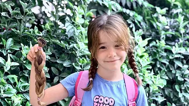 Türkeli'de 6 yaşındaki Asel'den anlamlı bağış