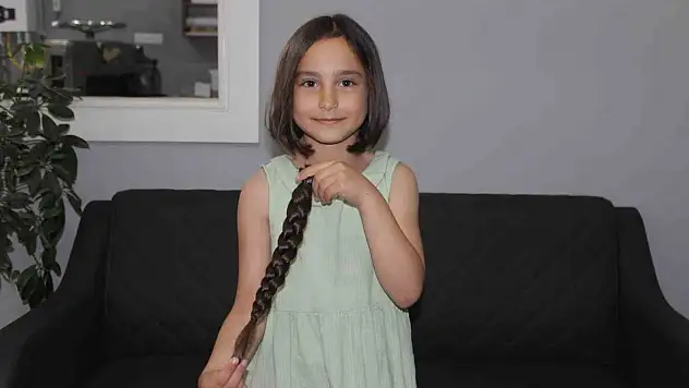 Türkeli'de 9 yaşındaki Eylül'den anlamlı bağış