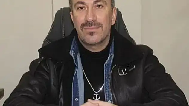 O Muhtar İstifa Etti