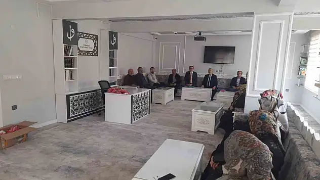 Türkeli'de Hac Semineri