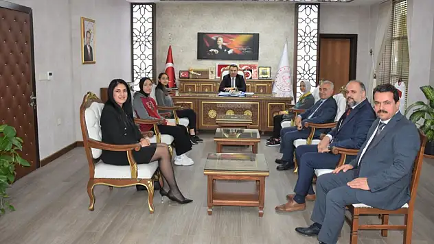 Türkiye birincilerinden Milli Eğitim'e ziyaret