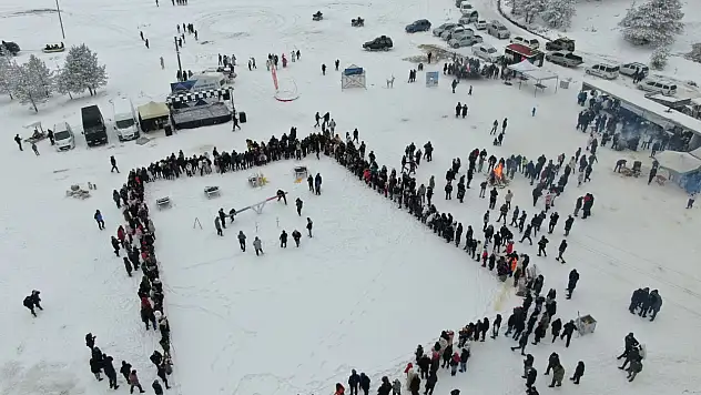 Binlerce Kişi 3. Kastamonu Araç Yayla Kış Festivali'nde Buluştu