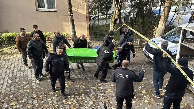Türkmenistan Uyruklu Genç Yolda Ölü Bulundu