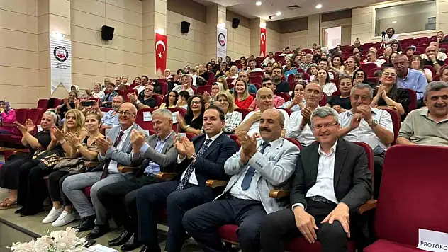Türkülerle Türkiye Korosu'ndan unutulmaz konser