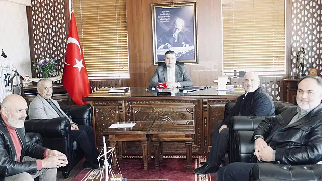 Üçlüce Köyü Heyetinden Kaymakam Uçar'a Ziyaret