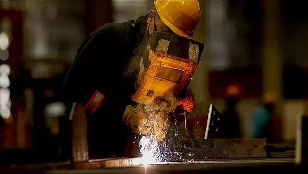 Ücretli Çalışan Sayısı Yüzde 1,0 Arttı