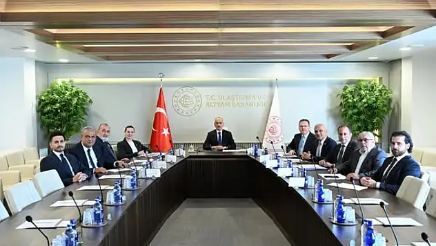 Ulaşım Projeleri Ankara'da Masaya Yatırıldı