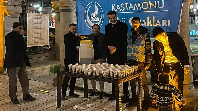 Ülkü Ocakları 56 Bin Bardak Şerbet İkram Edecek