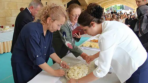 Uluslararası Hitit Fuar ve Festivali'nde Çorum'un yöresel tatları yarıştı