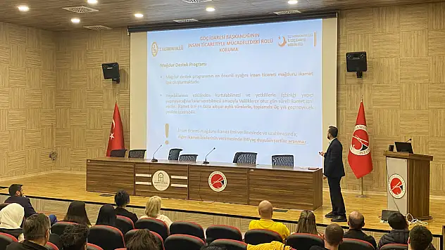 Uluslararası Öğrenciler Bilgilendirildi
