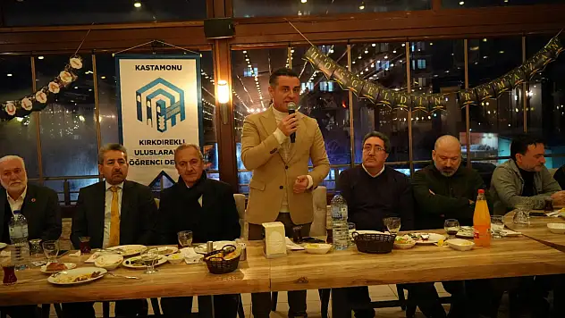 Uluslararası Öğrenciler İftarda Bir Araya Geldi