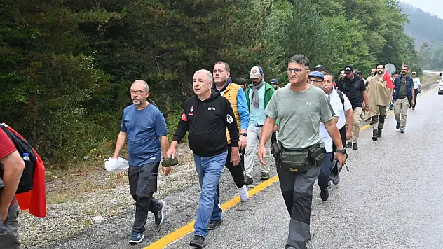 Ümit Özdağ, yürüyüşünü sürdürüyor