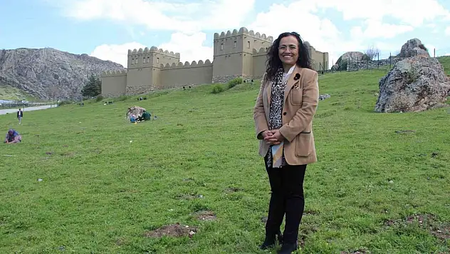UNESCO Komitesi Üyesi Prof. Dr. Özünel: 'Hattuşa, UNESCO'nun Dünya Ve İnsanlığa Barış Getirme İdealinin Önemli Bir Temsilcisi'