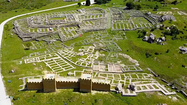 UNESCO Mirası Hattuşa'da 7 Bin Yıllık Tarihe Yürüyüş