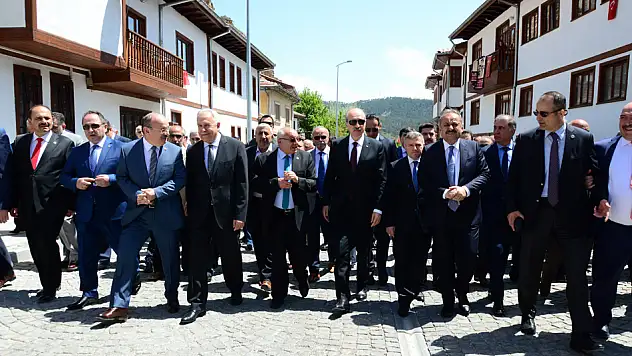 UNESCO yolunda Kurtulmuş'tan destek sözü