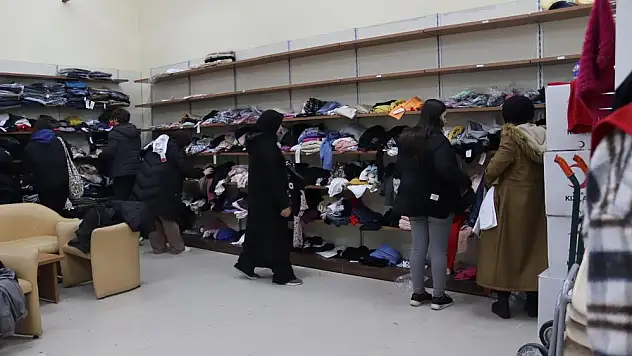 Üniversite öğrencilerine yardım yapıldı