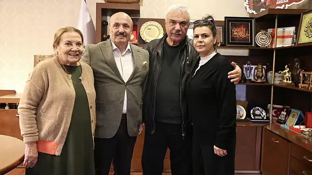 Usta Oyunculardan Başkan Arslan'a Ziyaret