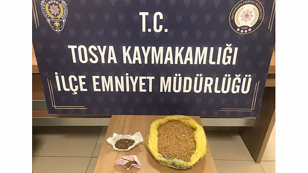 Uyuşturucuyla Yakalandılar!