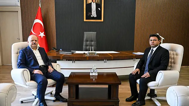 Vali Dallı'dan Doğanyurt Kaymakam Vekili Kantar'a Hayırlı Olsun Ziyareti