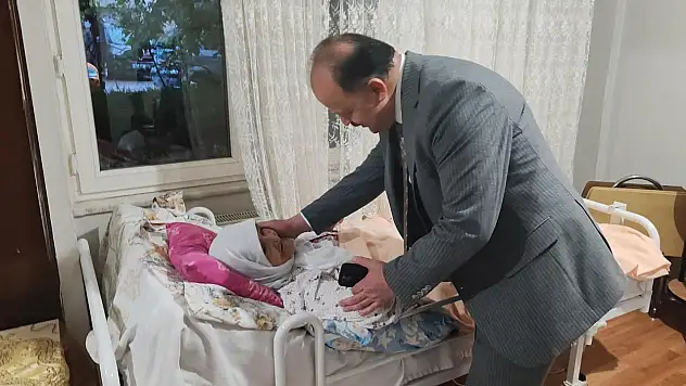 Vali Dallı'dan Şehit Annesine Ziyaret