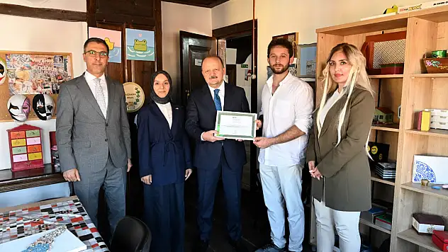Vali Dallı'dan Yeşilay'a Ziyaret