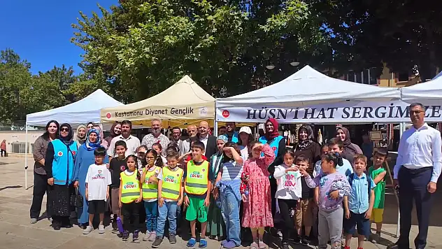 Vali Dallı, Hat Sergisini Ziyaret Etti