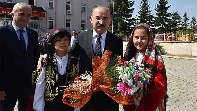 Vali Karadeniz'den ilçe ziyaretleri