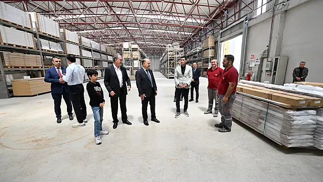 Vali Meftun Dallı, DORTEK Fabrikası'nı Ziyaret Etti