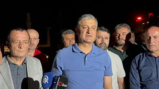 Vali Yavuz: 'Karabük'teki Orman Yangını Çevrelendi'